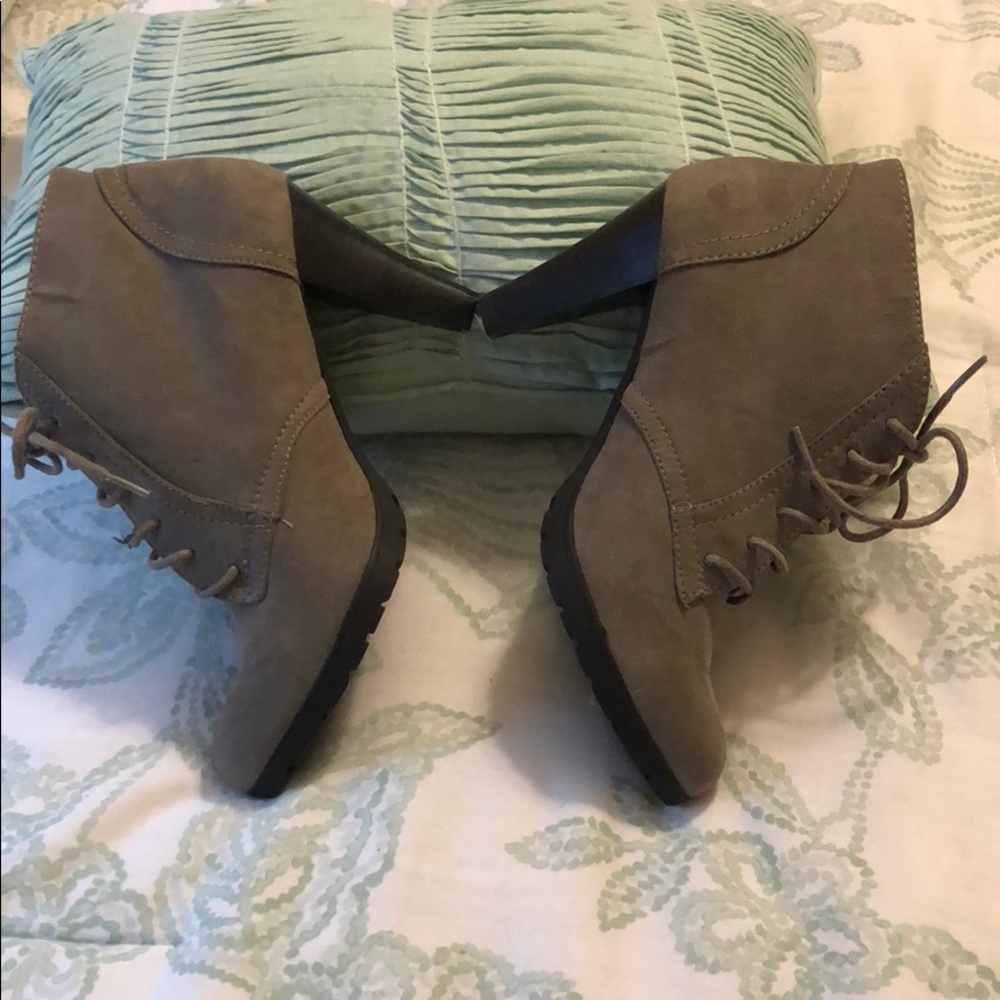 Booties - Picture 4 of 5